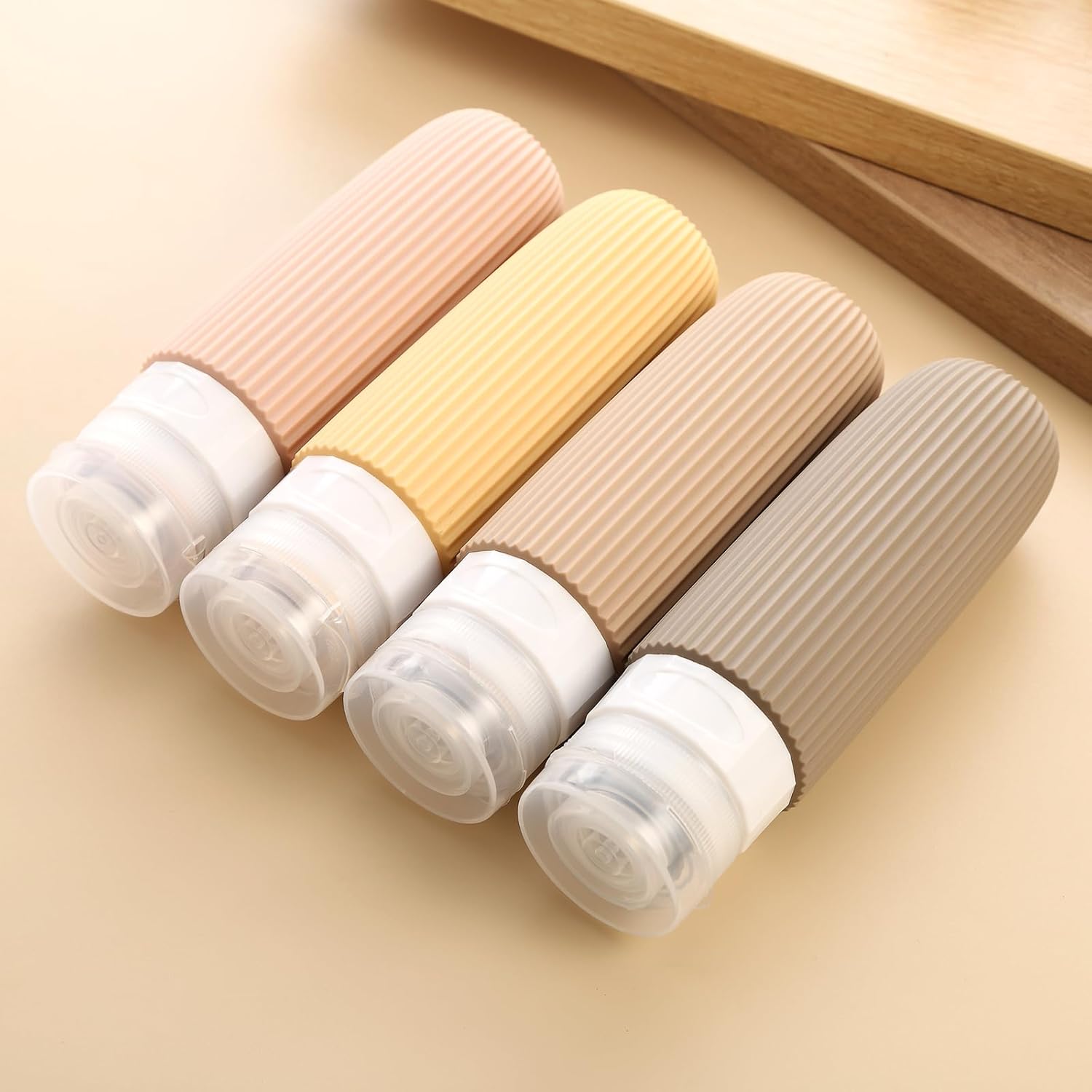 Garrafas de viagem de silicone espremíveis à prova de vazamento de 4 pces para produtos de higiene pessoal, garrafas de viagem portáteis aprovadas pela tsa 3oz