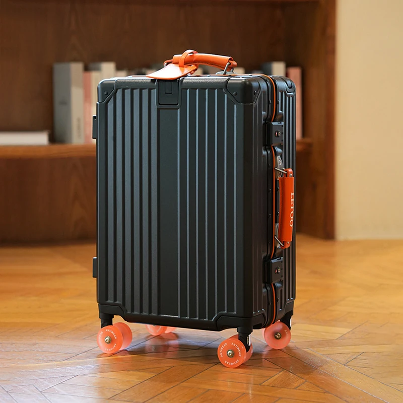 Nova Mala Ampla Handle Bagagem com Porta-Copo Mala De Viagem Cabine 20/24/26 Polegada TSA Customs Bloqueio Sacos De Viagem caixa de couro
