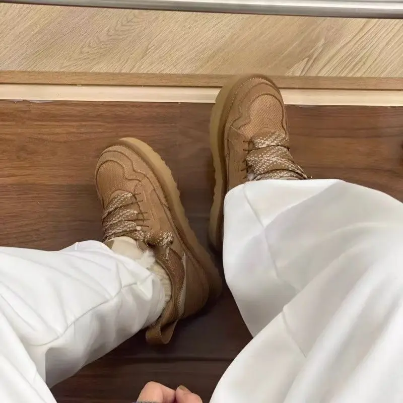 Botas casuais com plataforma forrada felpuda e confortável, calçados femininos bege com sola grossa para inverno e ambientes internos e externos