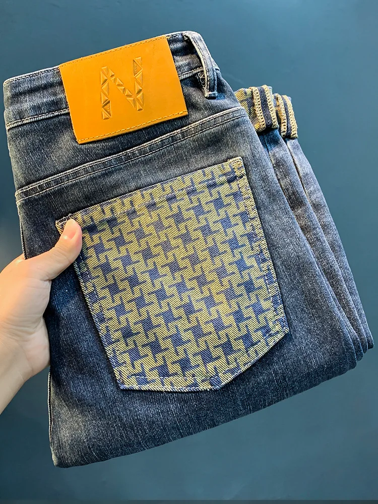 Pantalones vaqueros de moda para hombre, Jeans de gama alta, ligeros, de lujo, con estampado, elásticos, informales, rectos, sueltos, de algodón