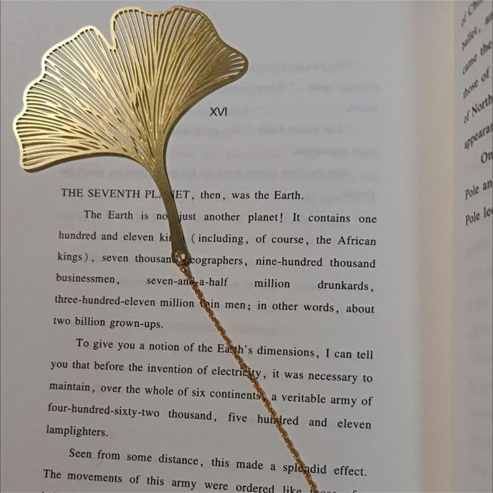 1 PC GOLD Hollow แปะก๊วย Biloba Maple Leaf Lotus Vein โลหะบุ๊คมาร์คนักเรียนสไตล์จีนเครื่องเขียน Retro Book Marks ของขวัญ