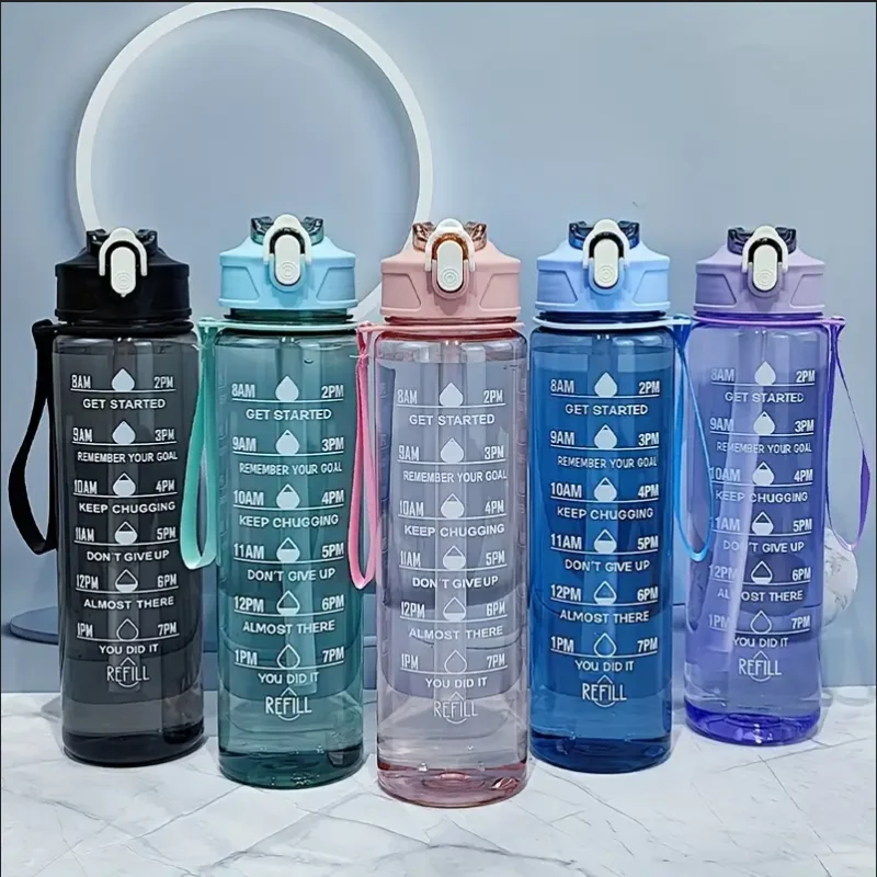 Bottiglia d'acqua sportiva di grande capacità da 800 ml/27 once Tazza da bere in plastica a prova di perdite con scala temporale adatta per sport fitness da viaggio