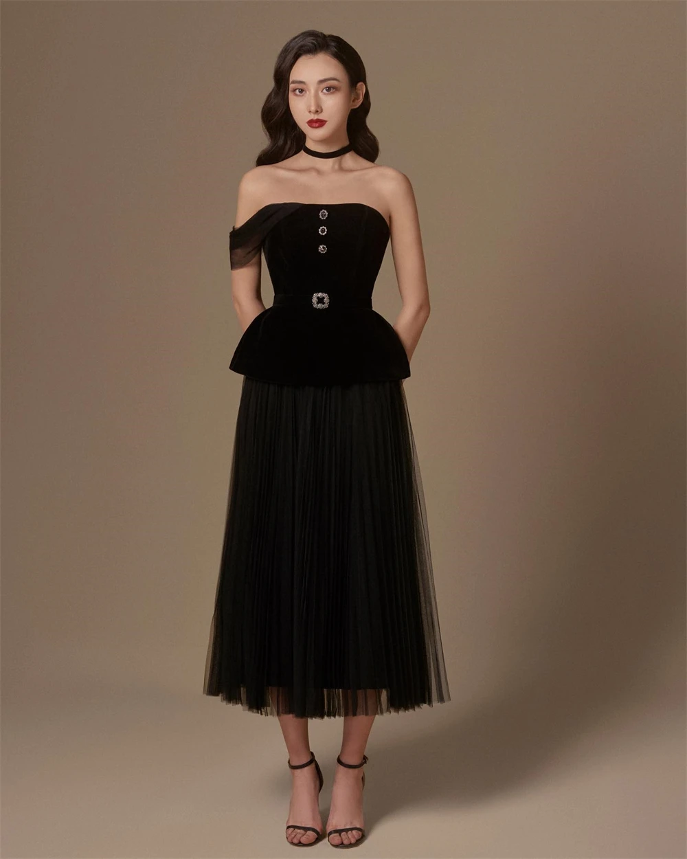 Customized Yipeisha Simple Modern Style Formal Evening Strapless A-line Button Draped s Bespoke Occasion Dresses