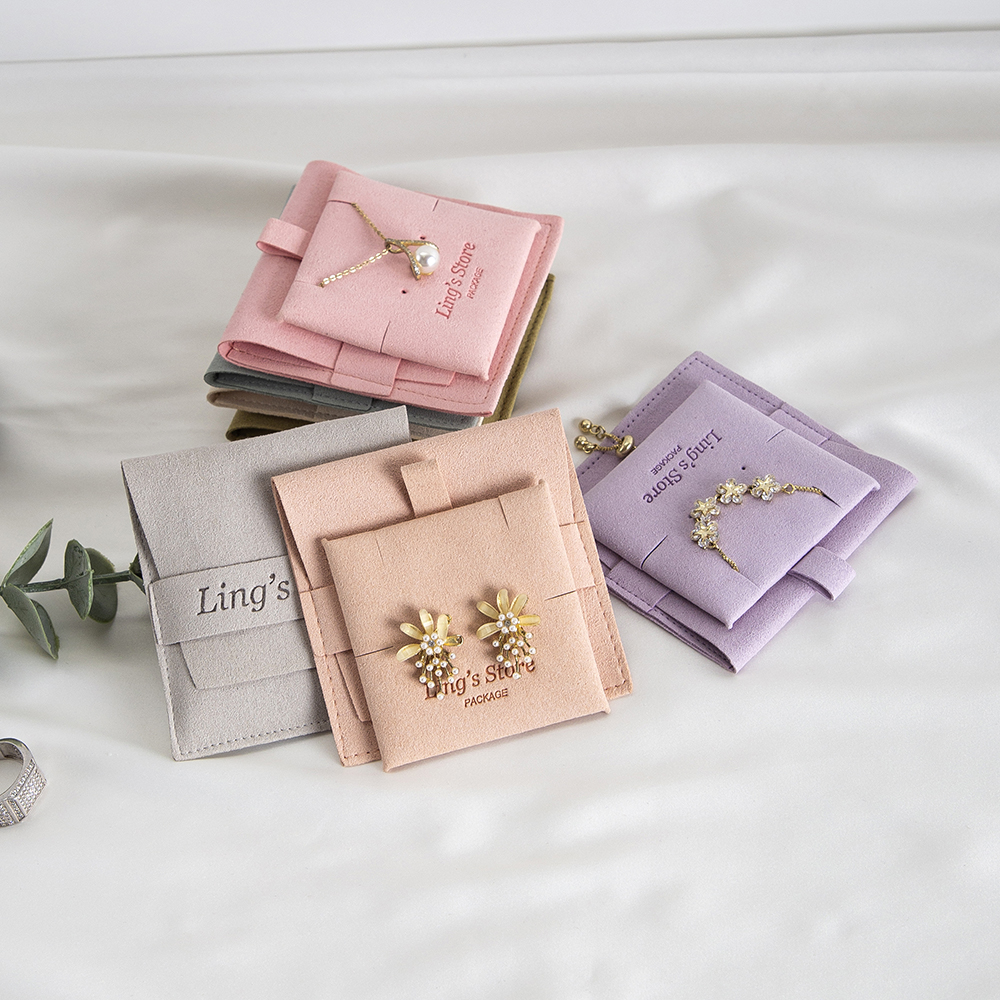 20/50/100 pçs logotipo personalizado jóias tira de microfibra 8x8cm saco inserção com 6x6cm almofada cartão para brincos studs colar pingente