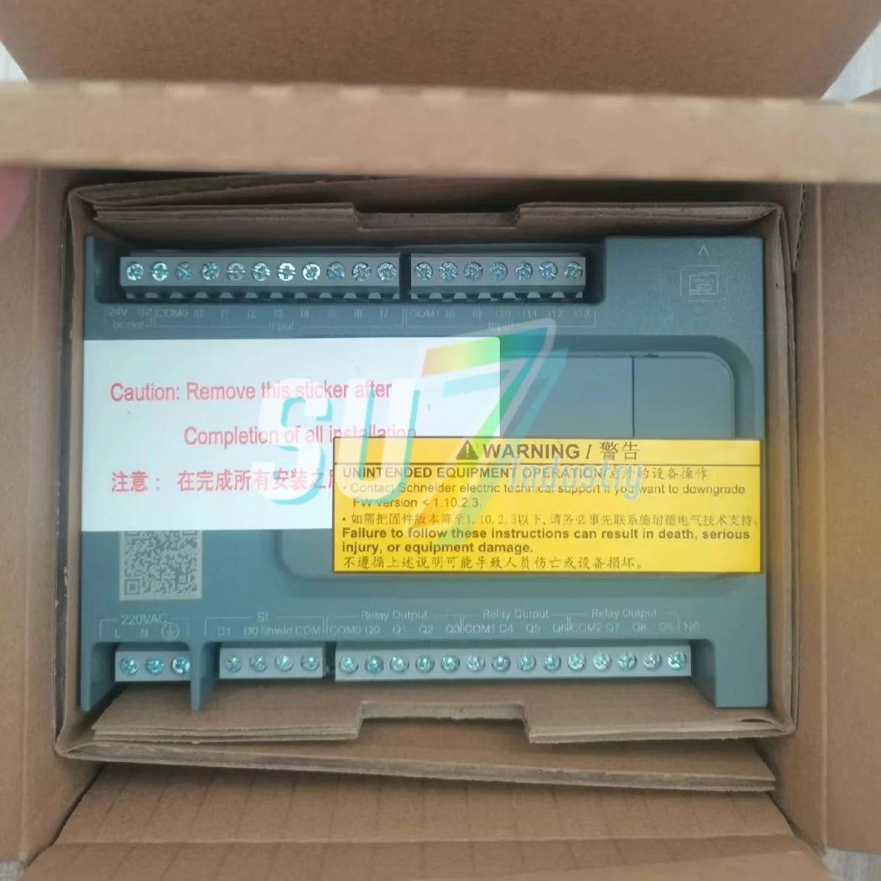 新しいボックス内 TM100C16RN TM100C24RN PLC モジュール