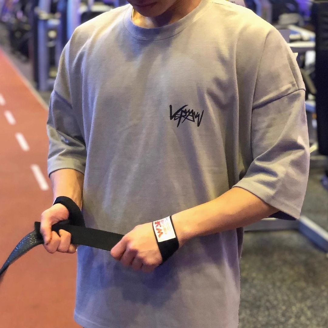 새로운 라운드 칼라 스포츠 T 셔츠 특대 코튼 여름 티 훈련 러닝 셔츠 남자 streetwear 하프 슬리브 남자 티셔츠
