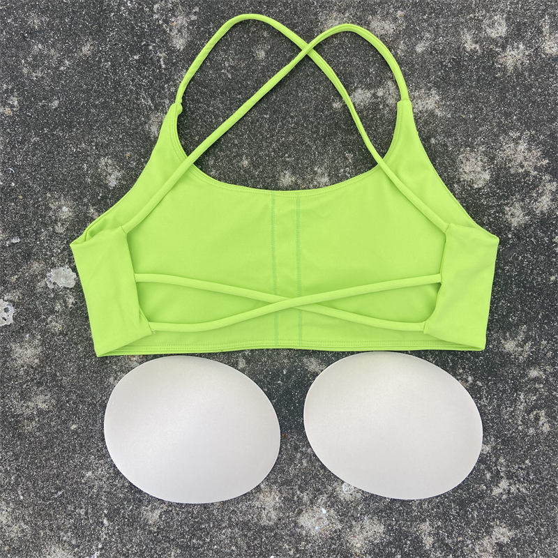 Sujetador deportivo con tirantes cruzados para mujer, Top corto de entrenamiento para gimnasio, chaleco de Yoga Sexy, Bralette de Fitness de alto impacto, ropa interior acolchada para correr con realce