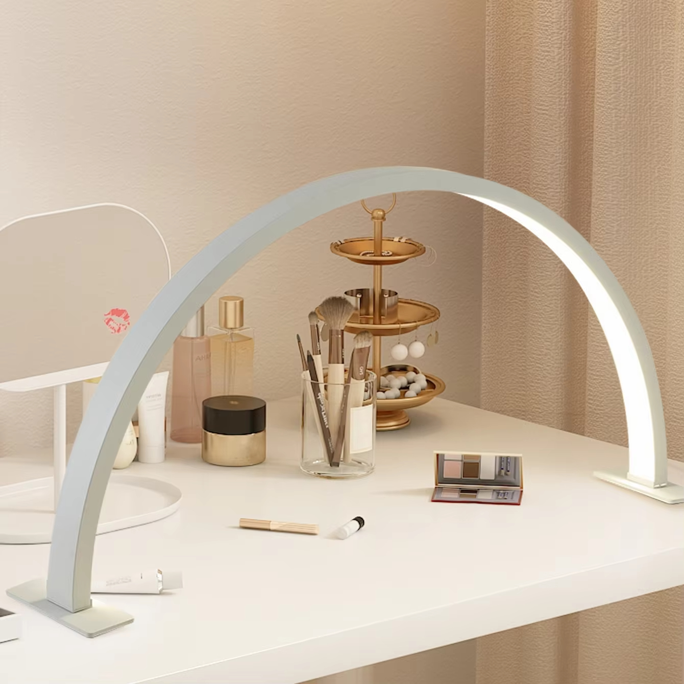 LED-nagellamp Halve maan Schoonheid en verhelderende schoonheidssalon Desktoplamp Wimperschoonheid Make-up Oogzorg Nagelkunst Speciale verlichting