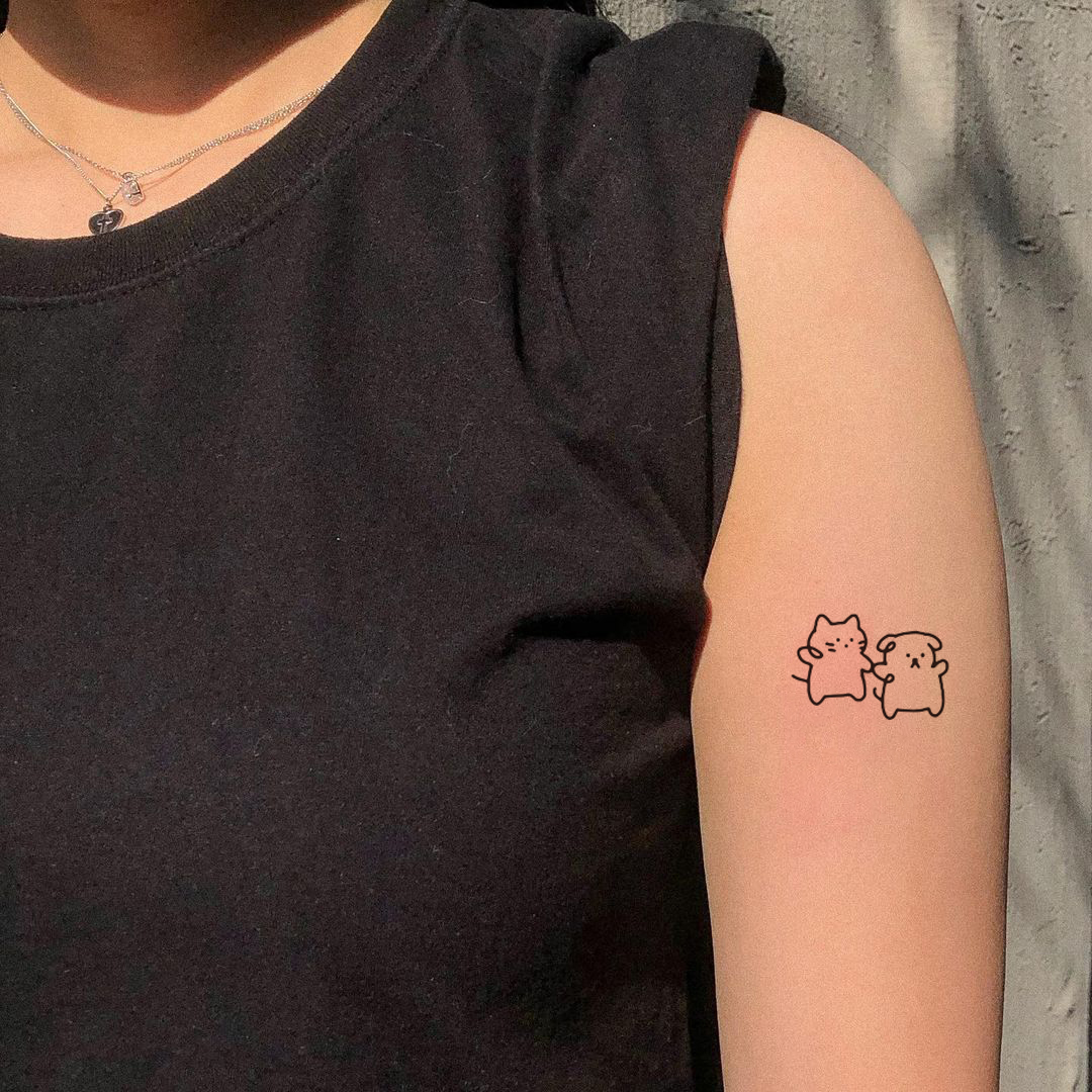 6 個防水一時的なタトゥーステッカーミニマリストタトゥーパターン人格フェイクタトゥー女性男性使い捨てタトゥーステッカー