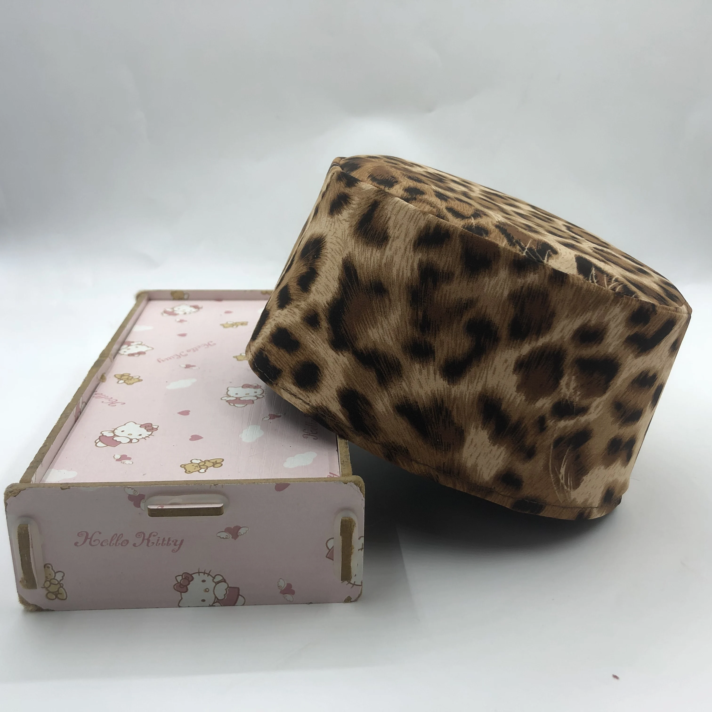 Frete grátis bonés muçulmanos para homens colthing leopardo impressão chapéu de oração kufi kippah islâmica arábia saudita topi judeu indonésia 03133