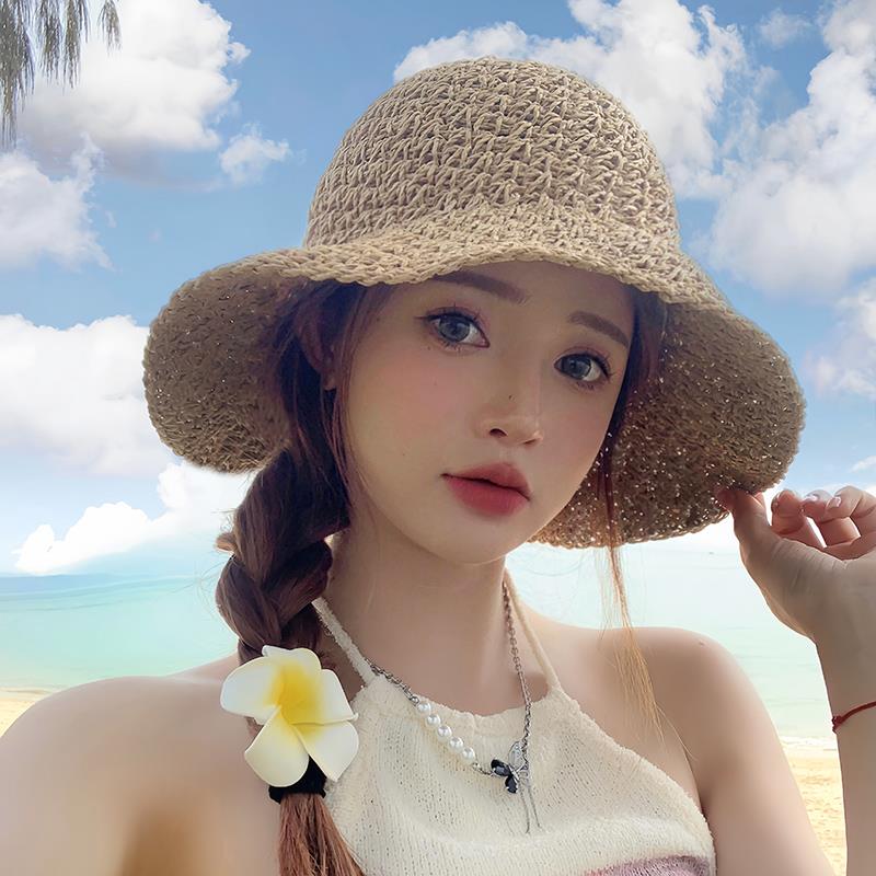 女性の麦わら帽子 2025 新スタイル夏 UV 保護サンシェードホリデーサンハットファッショナブルな人気のポケットチーフスカーフ