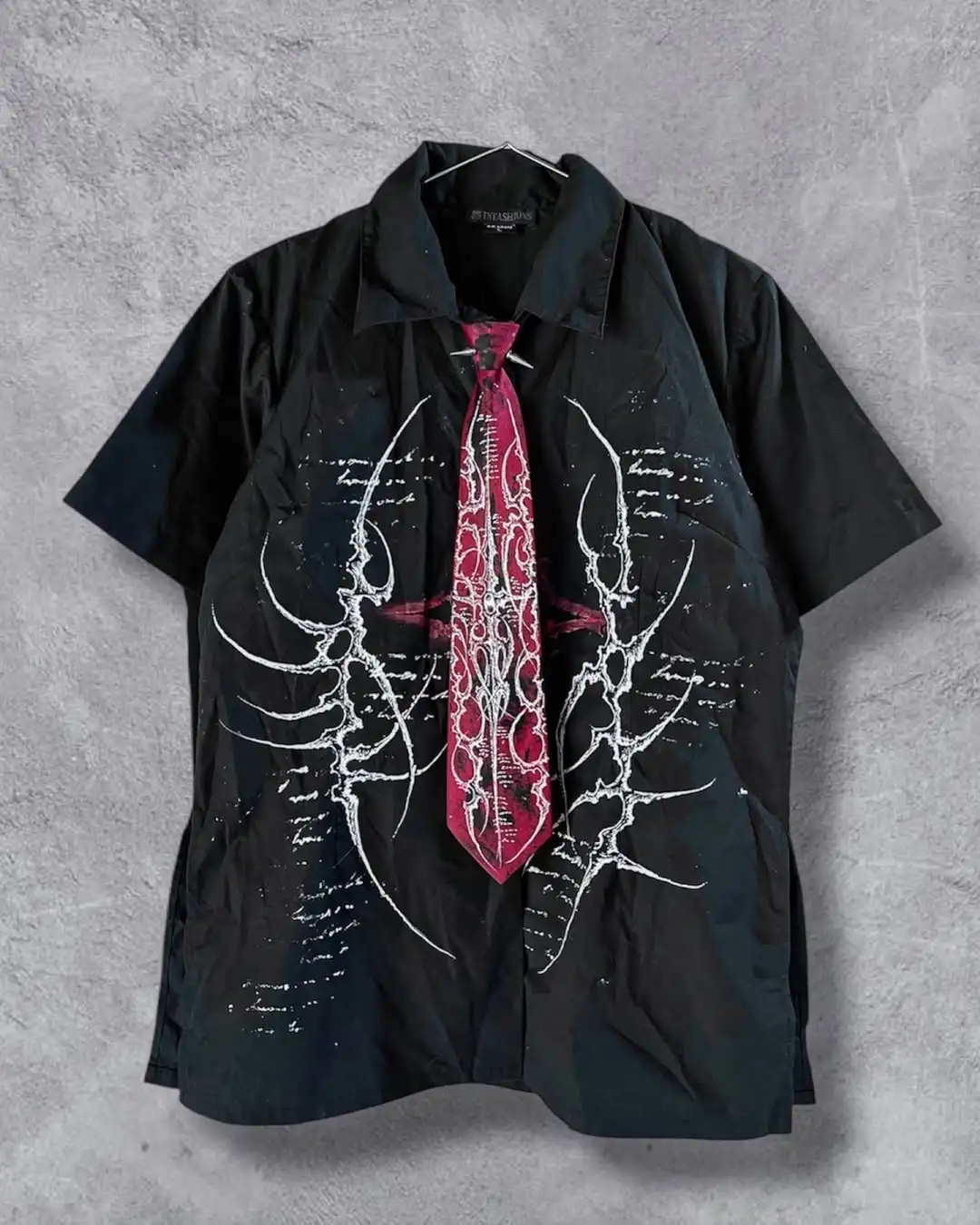 Y2K Schwarz Hemd Krawatte Anzug Angebracht Neue Retro Harajuku Männer Schädel Heilige Schrift Brief Druck T Mode Gothic Kurzen Ärmeln Tops