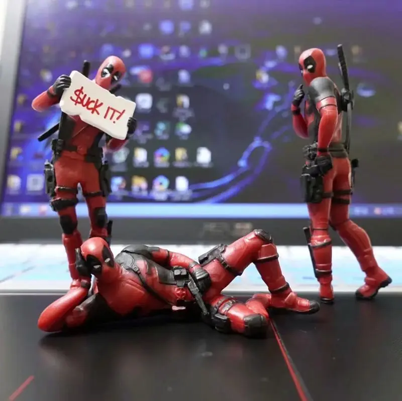 6 ตกแต่งโต๊ะ Deadpool รถบ้านสํานักงาน 8 ซม.X-MAN ตลกน่ารักรูปของเล่น
