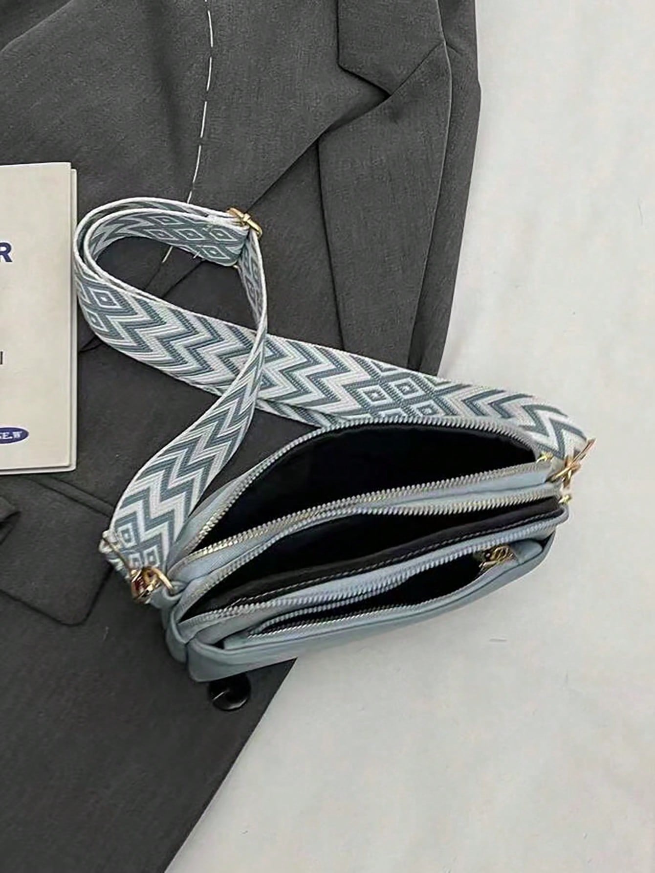 シンプルなソリッドカラーのクロスボディバッグ、ファッショナブルなPUショルダーバッグ、Phon Eウォレット付きレディースカジュアルハンドバッグ