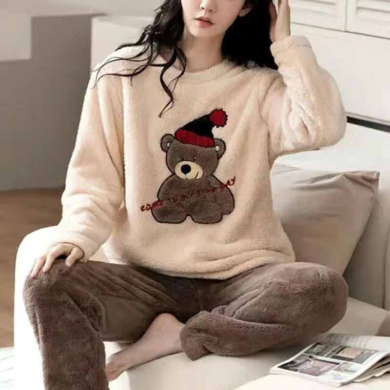 Mulheres tamanho grande Pijama acolchoado, espessado, manga comprida, calça comprida, veludo coral, urso dos desenhos animados, quente, outono, inverno, 2 peças conjunto