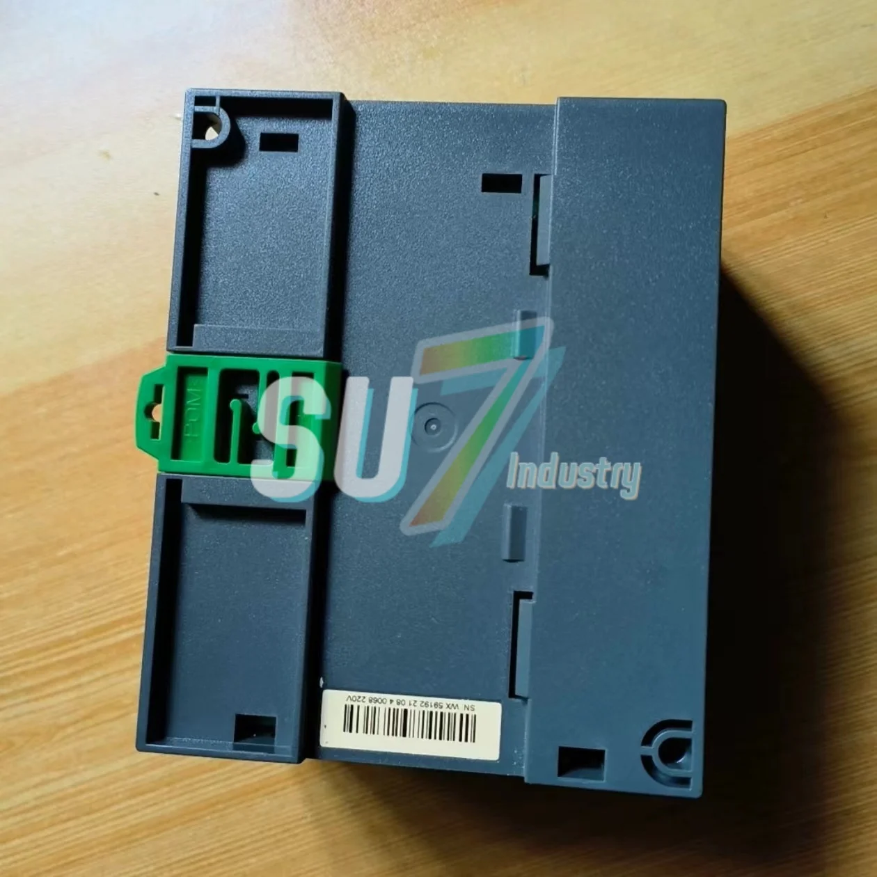 新しいボックス内 TM100C16RN TM100C24RN PLC モジュール