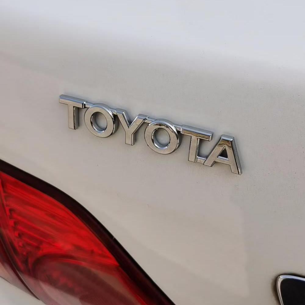 2X Car Trunk Tail Sticker Emblem Badge Decals Decoration Styling For Toyota CHR Rav4 Yaris Prius Avensis Corolla Camry 11.5X2cm