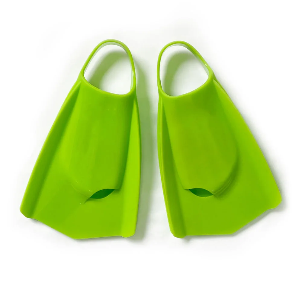 Professional ซิลิโคน Fins ว่ายน้ําดําน้ําการฝึกอบรมกบรองเท้าอุปกรณ์ดําน้ําดูปะการังผู้ใหญ่สั้น Fins ฟรีดําน้ํา Fins รองเท้าว่ายน้ํา