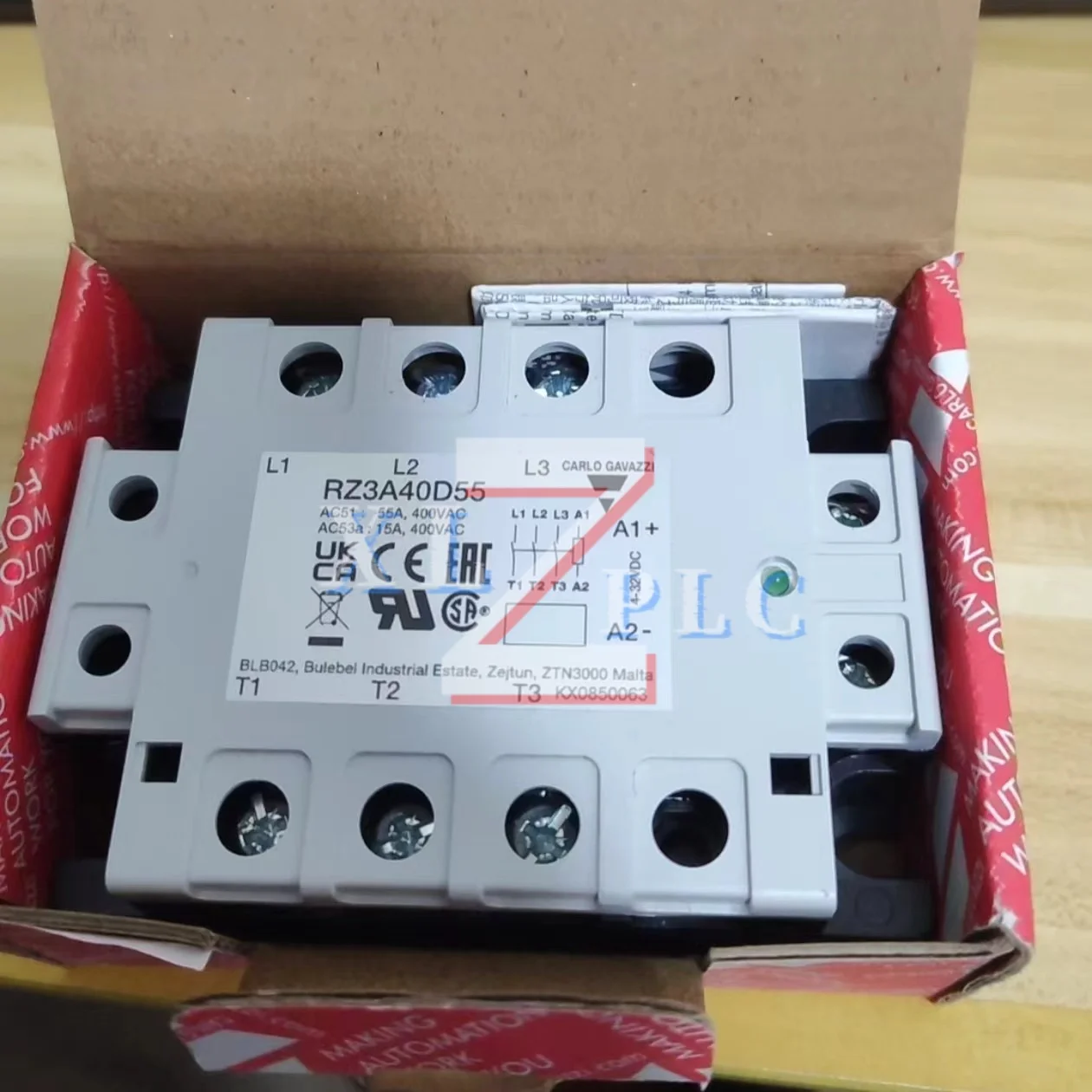 new original RA4025L10NCSS00  RZ3A40D55  Solid State Relay