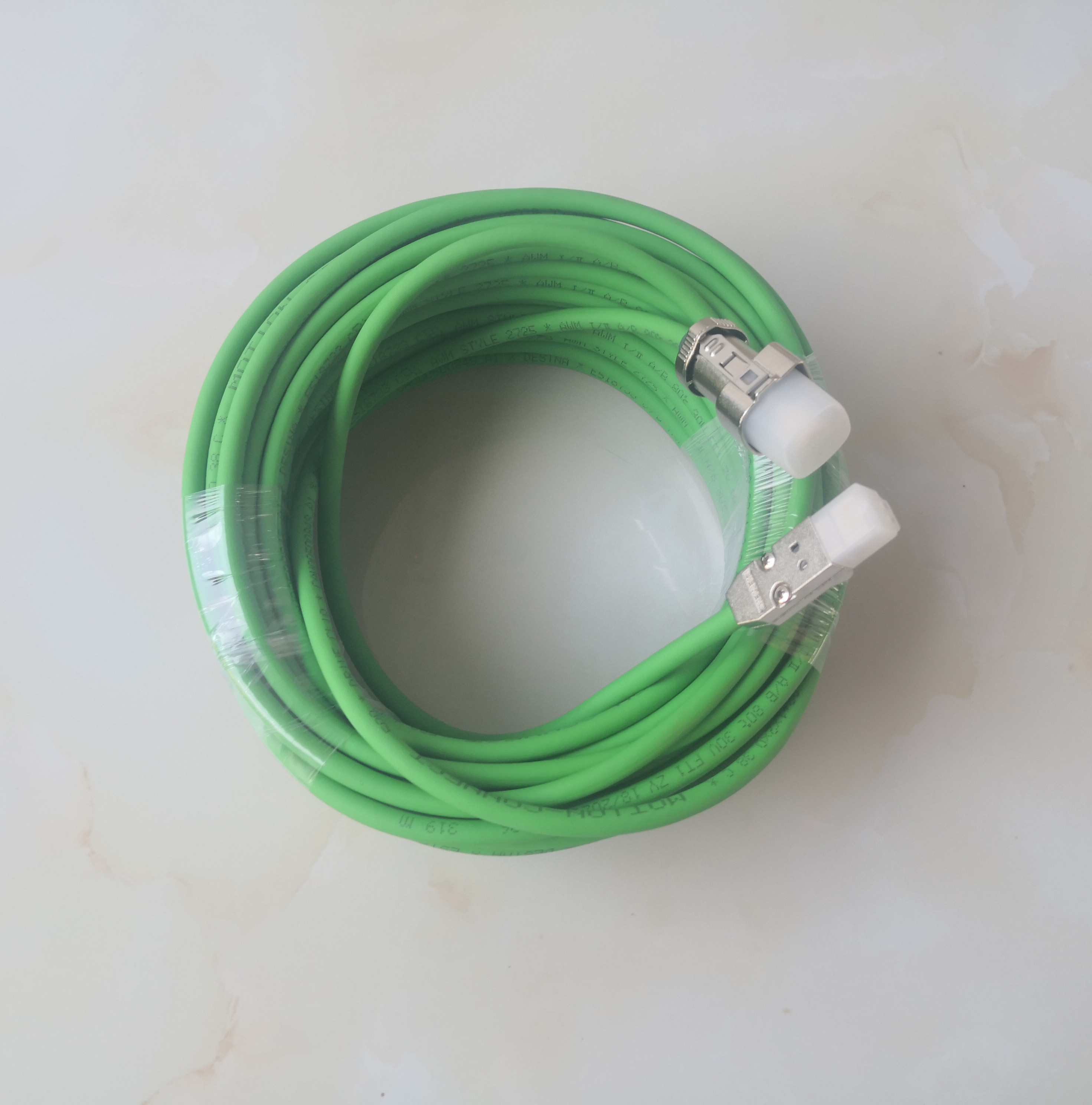 Сигнальный кабель 6Fx8002-2Dc10-1Ba0 Кодировщик серии 1Af0 1Bf0S120. Для передачи сигнала Drive-Cliq