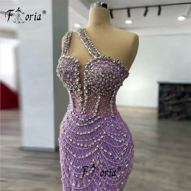 สีเหลืองลูกปัด Mermaid PARTY Dress vestidos largos de Gala Noche ดูไบผู้หญิงงานแต่งงาน Gowns Feathers คริสตัล Appliques Formales