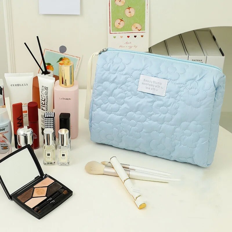 Borsa per cosmetici di grande capacità con ricamo Borsa per trucco da viaggio portatile impermeabile