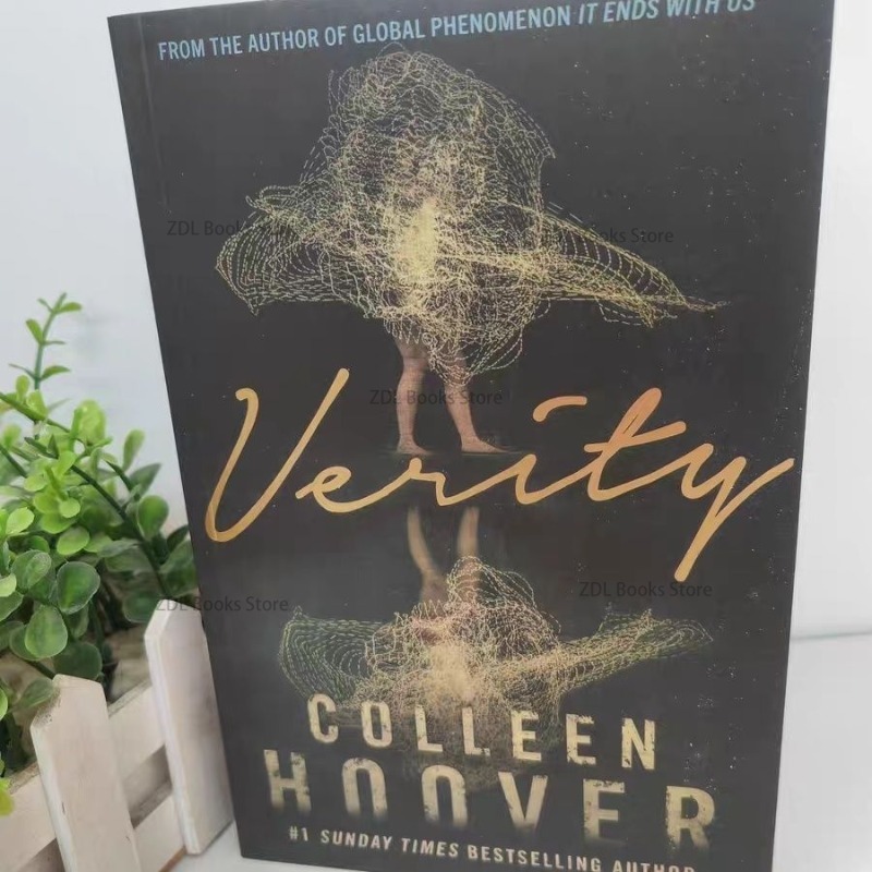 หนังสือนวนิยาย Verity โดย Colleen Hoover เป็นภาษาอังกฤษสําหรับผู้ใหญ่ที่ขายดีที่สุดของ New York Times