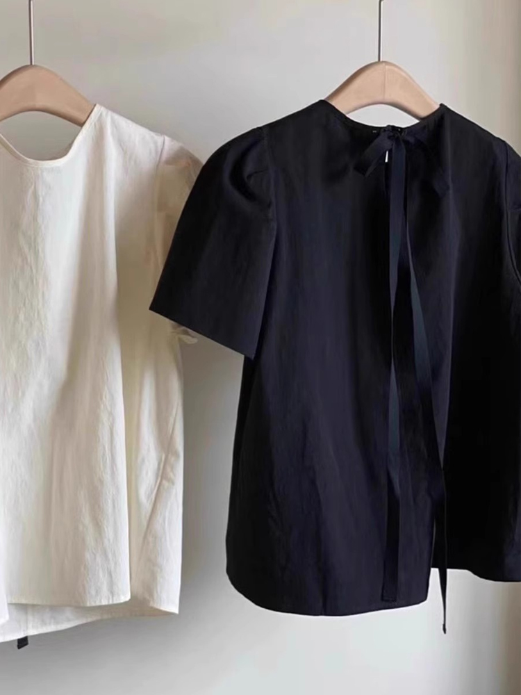 Csa E com Mangas em Bolha Pretas Design de Moda Fena Top Chic com Nó Estilo de Trabalho Csa de Manga Curta