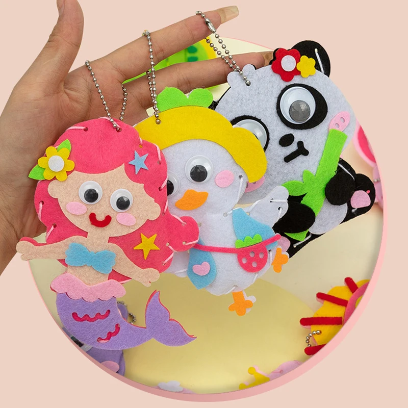 5 個子供 DIY 縫製おもちゃ漫画動物キーホルダーモンテッソーリ芸術工芸手作りキット創造性早期教育女の子ギフト