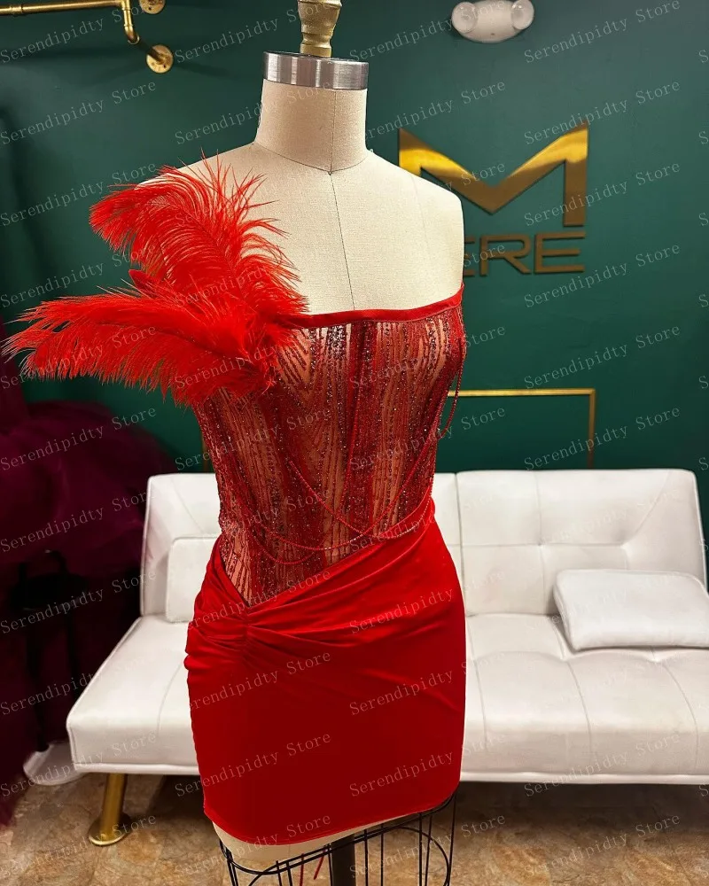 SERENDIPIDTY Trägerloses rotes Pailletten-Federn-Minikleid in Minilänge, durchsichtiges Satin-Cocktailkleid, offener Rücken, günstiges Kleid