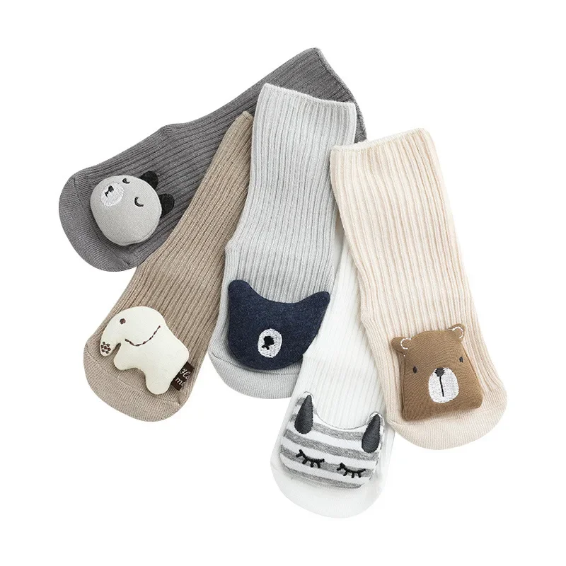 Otoño Invierno calcetines de algodón suave para niñas recién nacidas calcetines de animales de dibujos animados para bebés calcetines antideslizantes para bebés primavera
