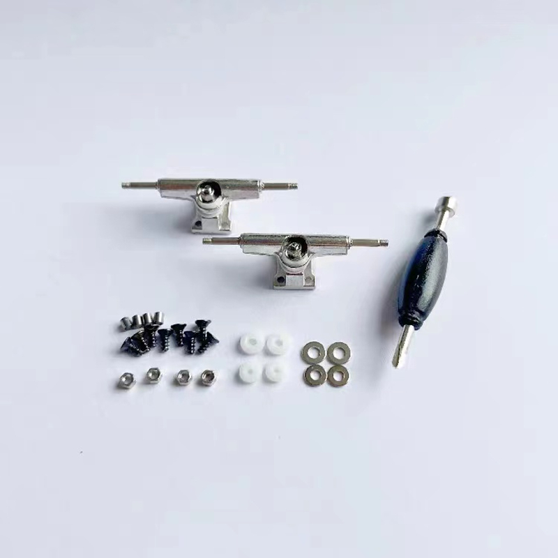 รถบรรทุก 2 ชิ้นพร้อมสกรูเครื่องมือสําหรับ 32 มิลลิเมตร Fingerboard สเก็ตบอร์ดดาดฟ้าไม้ของเล่นอุปกรณ์เสริม
