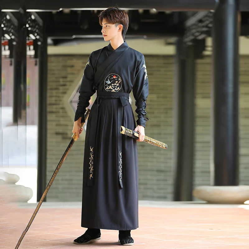 Nowy japoński Vintage Kimono samuraj odzież typu Cosplay kobieta mężczyzna chiński Hanfu Crane haftowany sweter Yukata pełna rękaw Retro