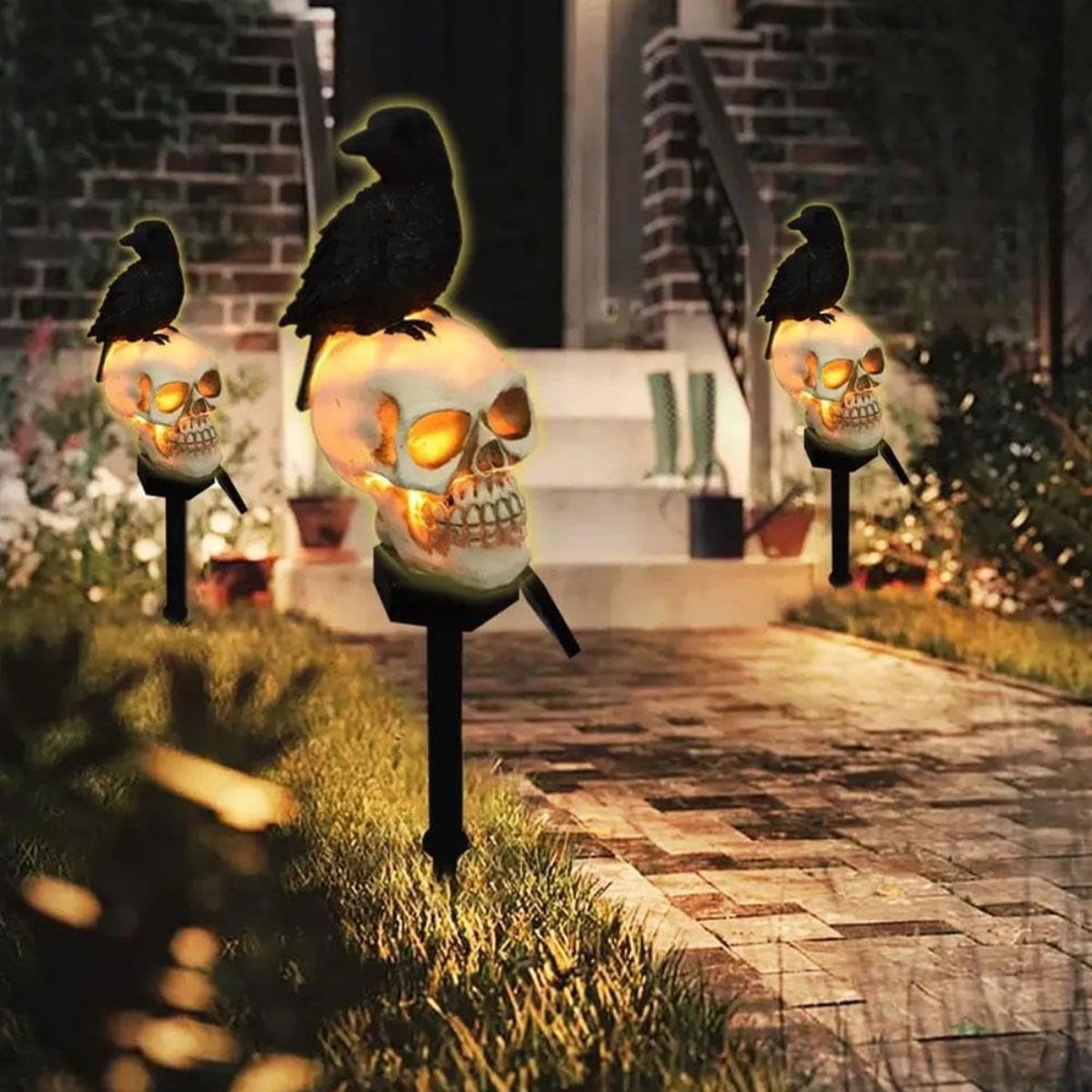 1pc Outdoor Schädel & Krähe Solar leuchten im Freien wasserdicht gruselig Skelett Schädel Garten Pfähle Lampe geeignet für Zuhause außerhalb Dekor