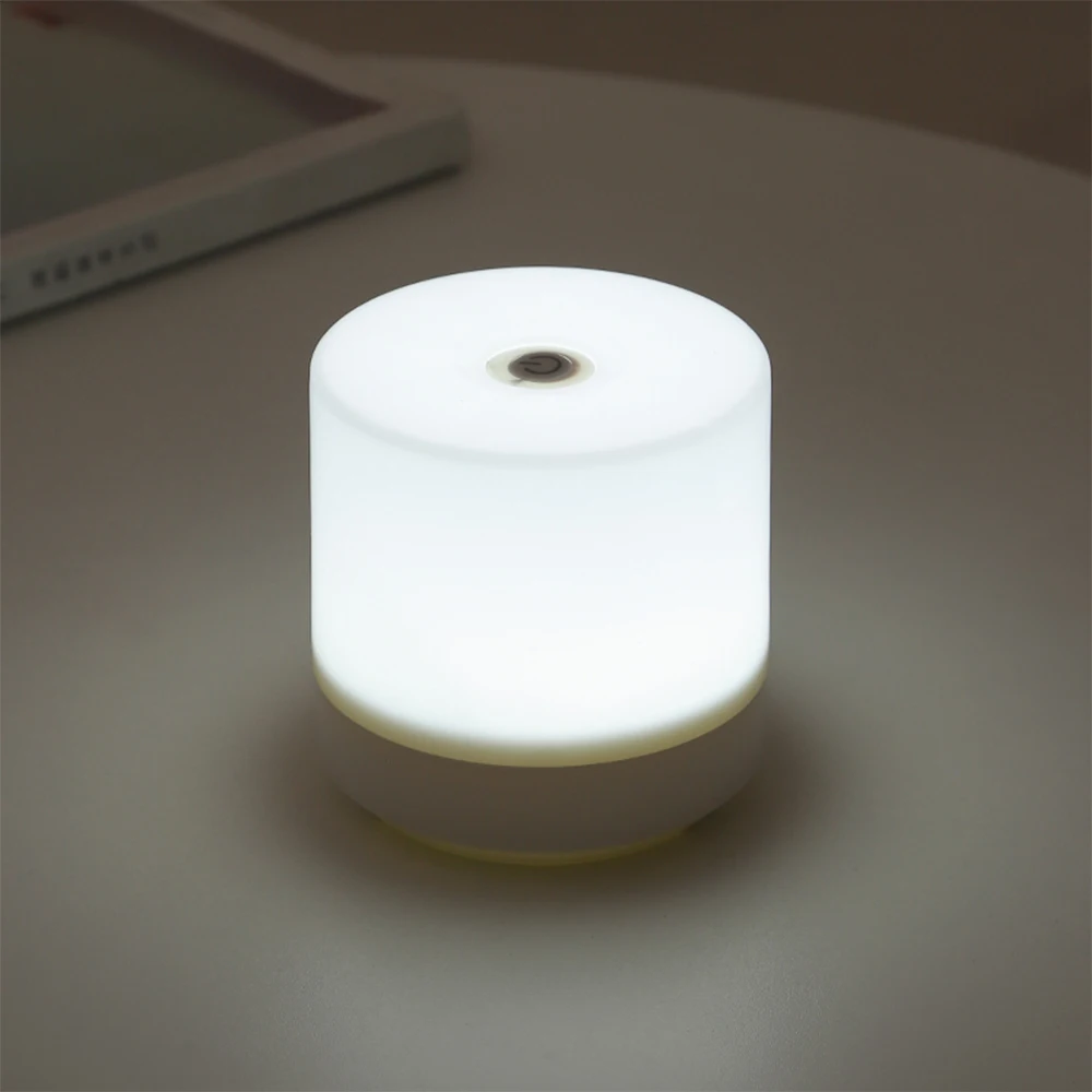 Dotykowa lampka nocna Mała lampka nocna ładowana przez USB 3 tryby przyciemniania Lampka stołowa Sypialnia Ochrona oczu dla dzieci Prezent Lampka LED do książki