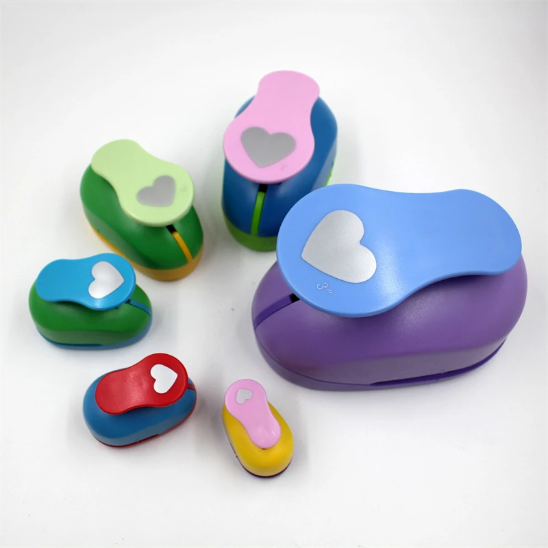 8/16/25/38/50 มม.สีสุ่ม Heart Punch DIY ลายนูน Punches Scrapbooking เครื่องตัดกระดาษ Hole Punch Rounder เครื่องตัด