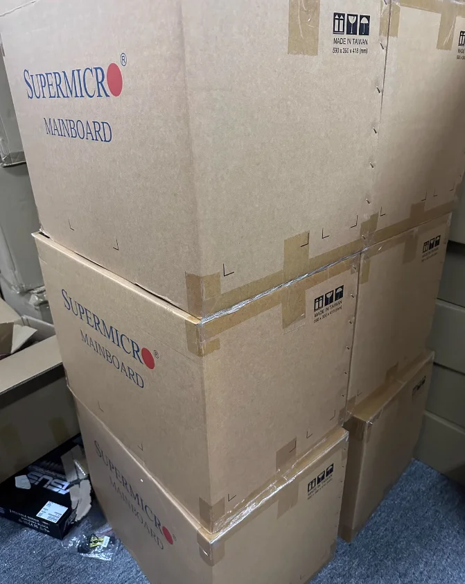 Placa-mãe Supermicro H11DSI/H11DSI-NT AMD Aleo SMH