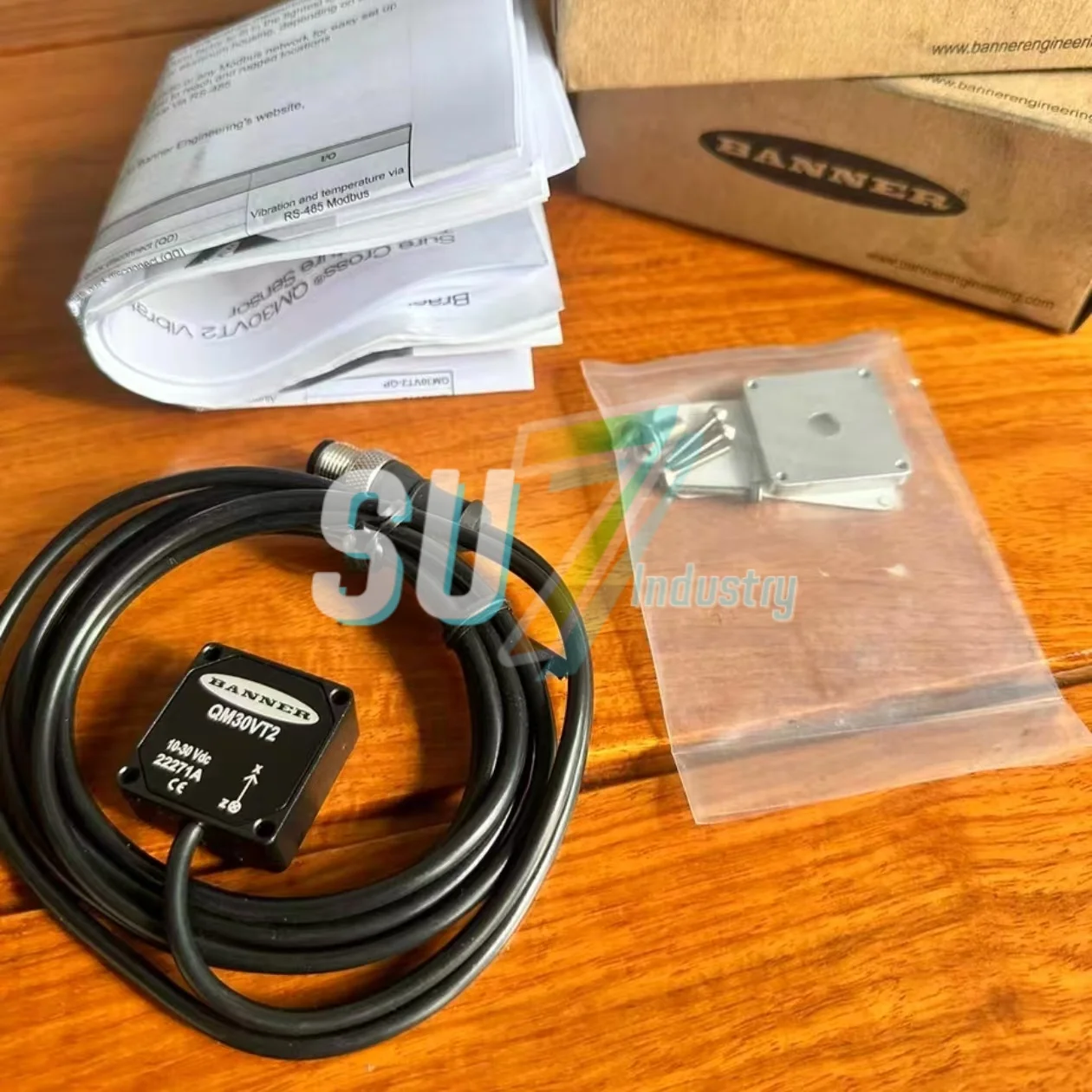 QM30VT2      Photoelectric sensor      New original