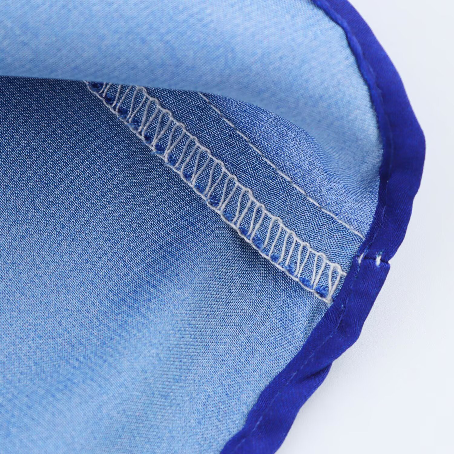 Deeabae versão coreana da nova roupa feminina retro contrastante impresso seda cetim textura camisa único breasted topo