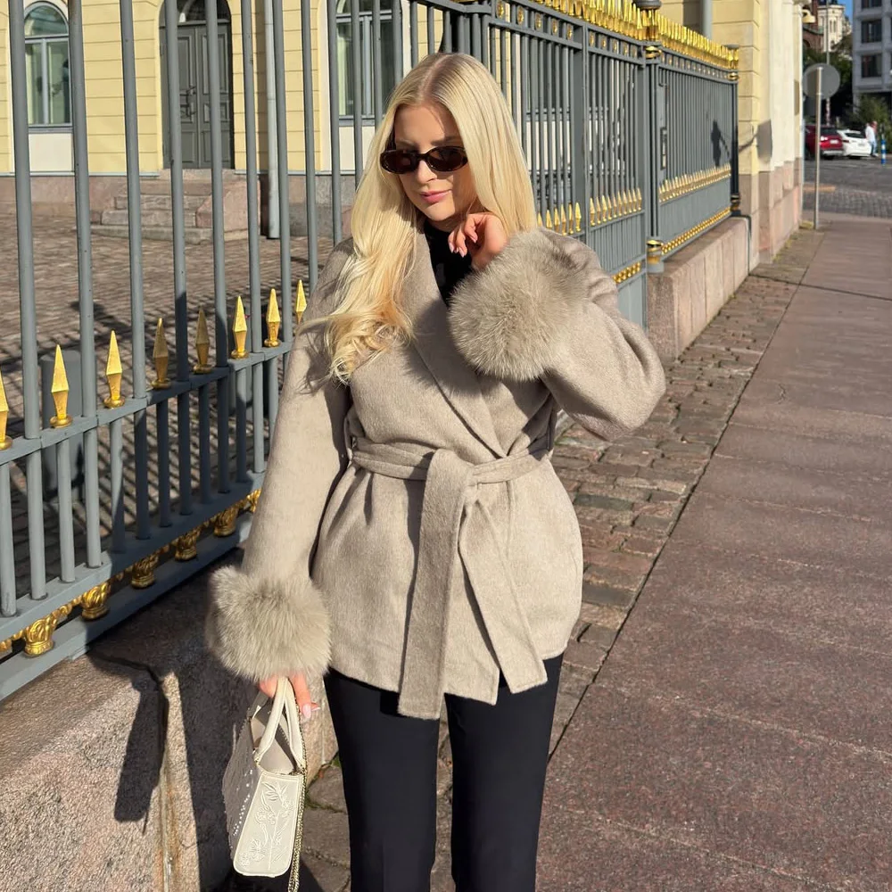TARUXY Fuchspelz-Wollmäntel für Damen, kurzer Mantel, Bürodame, abnehmbarer, eleganter doppelseitiger Wollmantel, 2025, neue Strickjacke