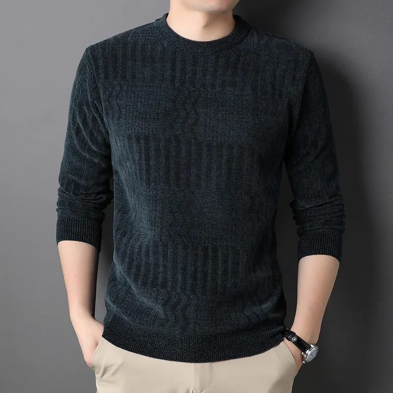 Herbst und Winter, einfarbig gemusterter Herrenpullover mittleren Alters, Plüsch und dicker Rundhalsausschnitt, lockeres und warmes Strickpullover-Oberteil