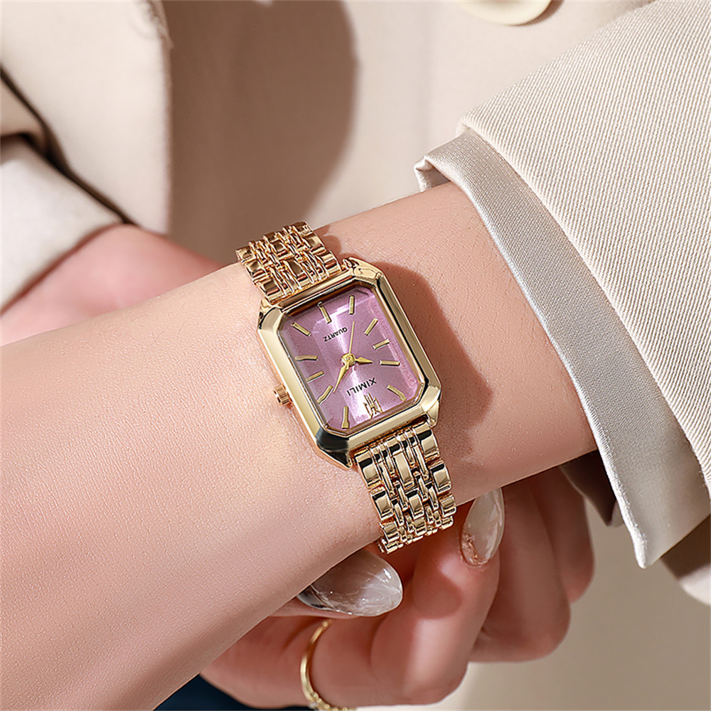 Orologio al quarzo quadrato minimalista da donna di moda di vendita calda 2025 Orologio sportivo da donna in silicone arancione sportivo casual