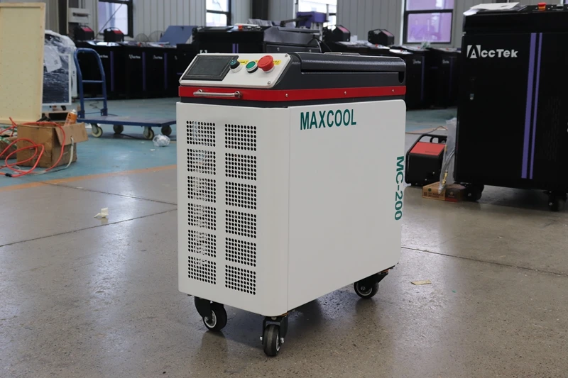 Maxcool 펄스 레이저 클리닝 산업용 녹 제거 기계, 페인트 오일 코팅 목재 벽 금속 포장 클리너