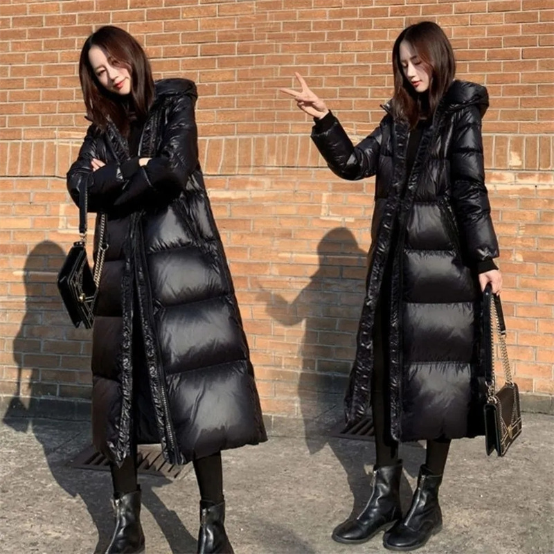Abrigo acolchado largo y brillante para mujer, Chaqueta de algodón cálida de talla grande 4XL, Parka negra para otoño e invierno, 2024