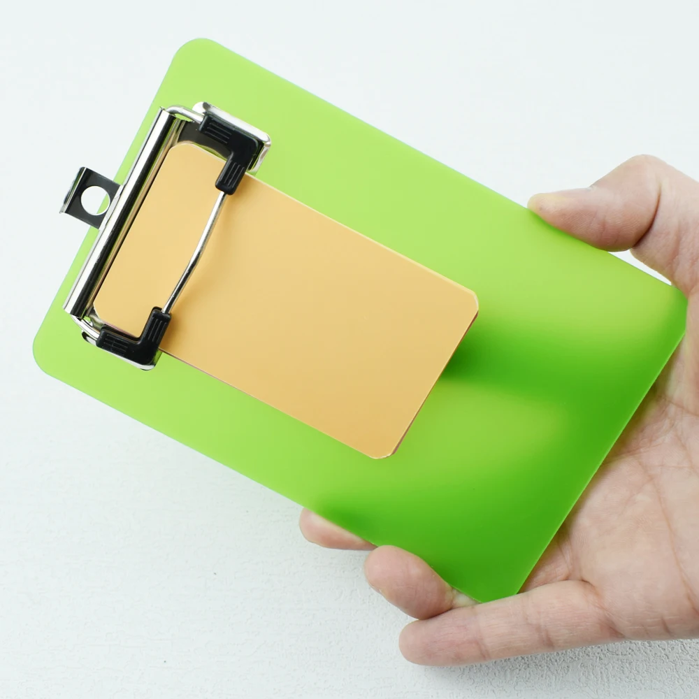 Portable Multi-Function Clipboard Organizer: Hangable Mini Plastic Note Holder for Home Office School