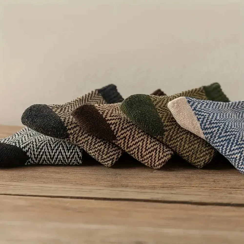 5 pares de calcetines de lana con diseño de almazuela a la moda para hombre, calcetines cálidos de invierno de longitud media, calcetines gruesos suaves resistentes al frío para botas para hombre