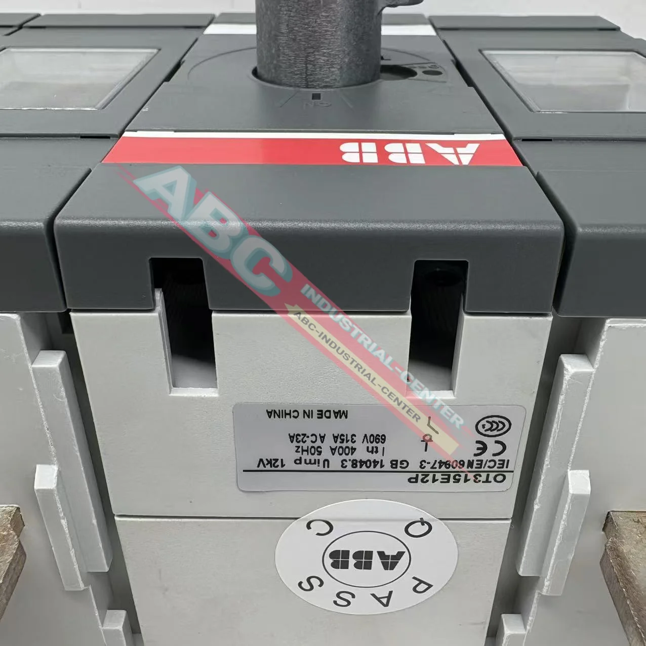 Совершенно новый разъединитель OT315E12P 1SCA022727R4190