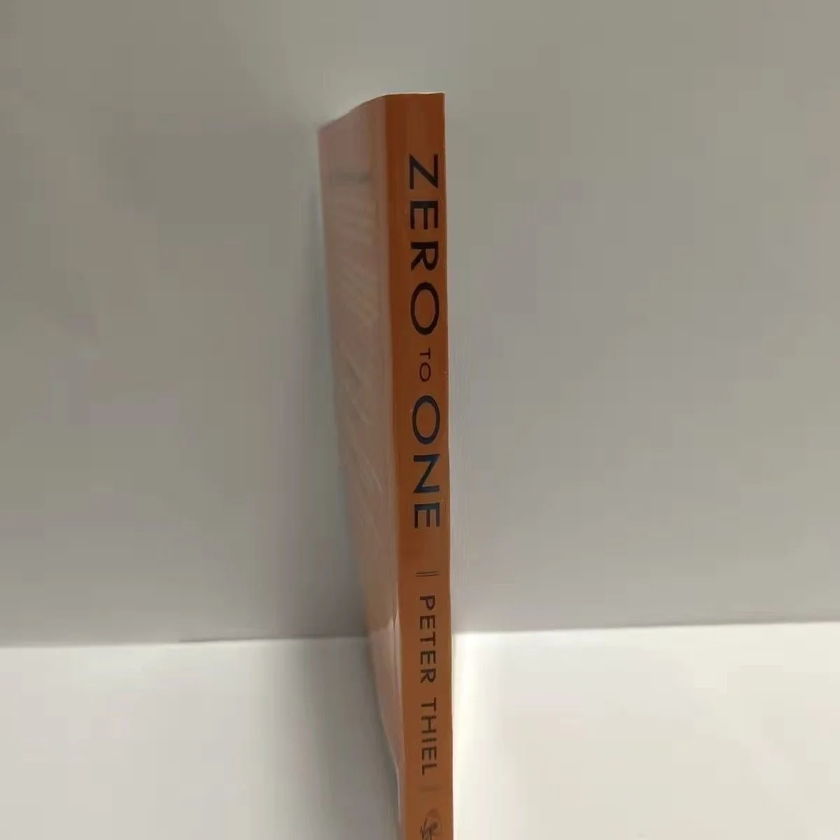 Zero a uno: notas sobre inicio o cómo construir el futuro de Peter Thiel Entrepreneurship Libro en inglés Brochura