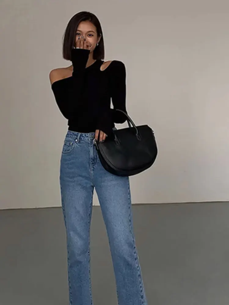 ファッションスキューカラーオフショルダー長袖 Tシャツ女性の春の新固体スリムフィットクロップトップセクシーな中空アウト Tシャツシャツ