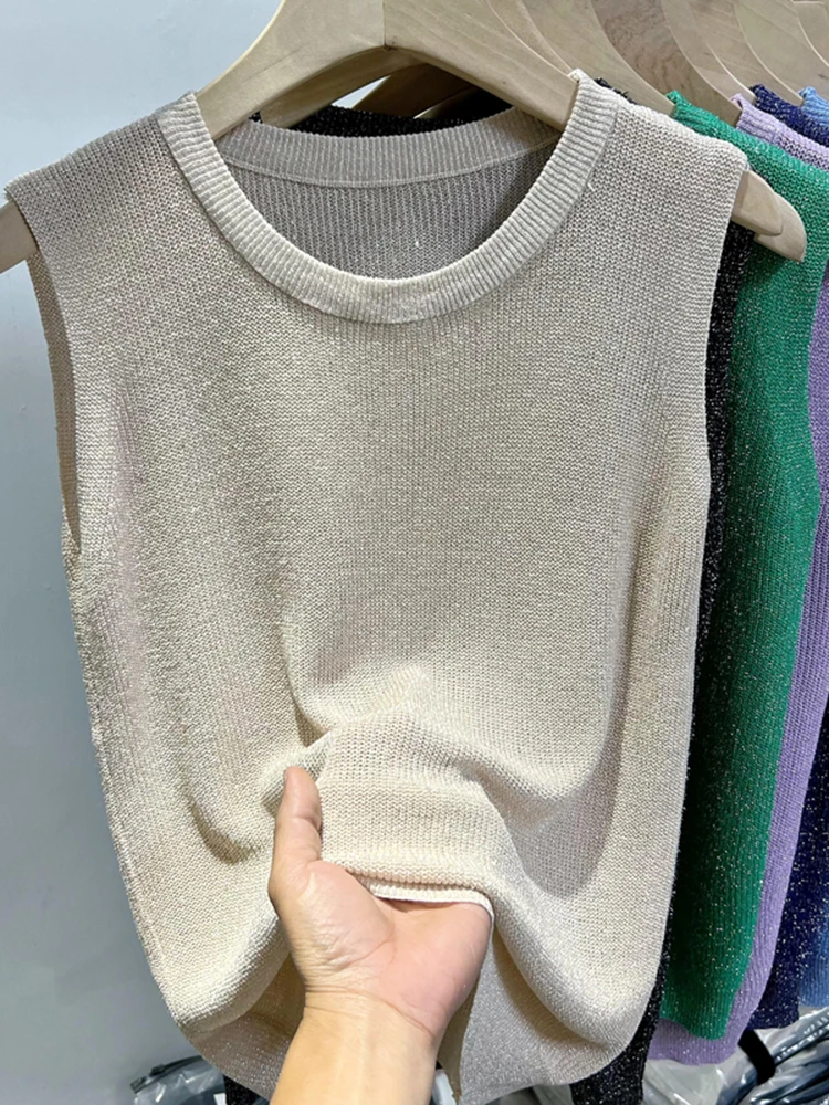 2025 夏の女性ニットグリーンタンクトップ女性薄型トップス基本カジュアルタンクトップ O ネック Tシャツノースリーブトップス女性のための
